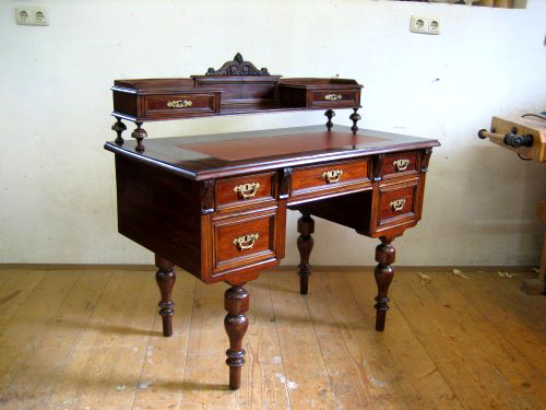 Schreibtisch, Gründerzeit um 1880